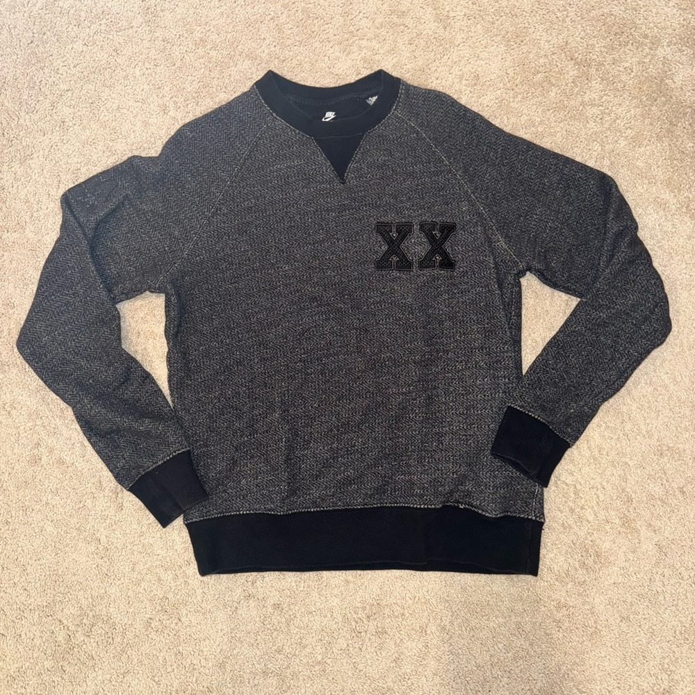 Nike Men’s NBA crew neck